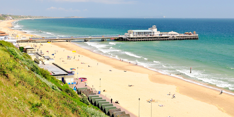 Jóvenes en Grupo Bournemouth