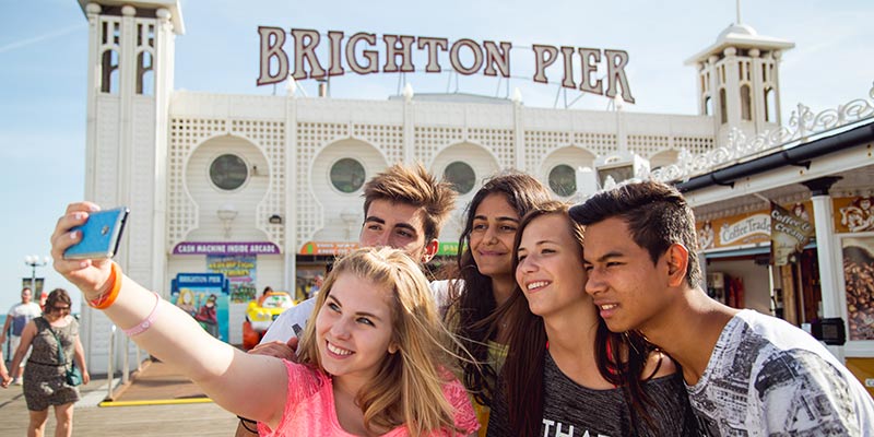 Cursos de inglés para jóvenes en Brighton, Reino Unido