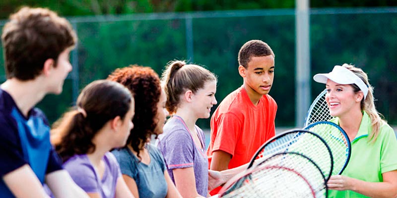 Curso Cursos de inglés y tenis para jóvenes en Irlanda